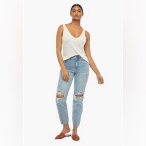 BRAND NEW JustFab medium wash skinny Jean size 31 runs small regular length